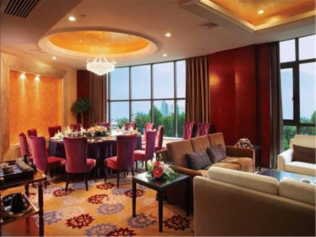 Yuloon Hotel Shanghai Exterior photo